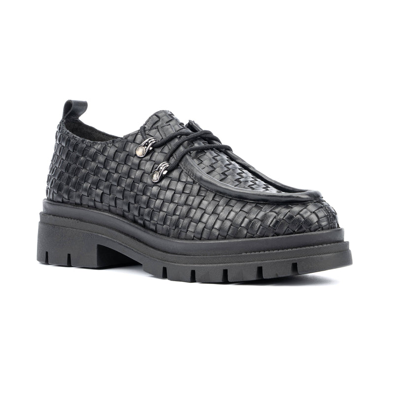 Vintage Foundry Co. Clotilde Loafers: BLACK